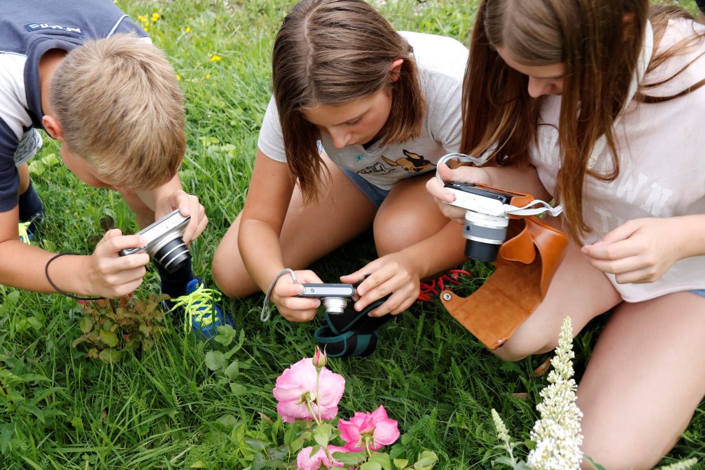 Mladi fotografi