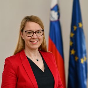 Ljubljana, urad za Slovence v zamejstvu in po svetu.
Ministrica za Slovence v zamejstvu in po svetu Helena Jaklitsch.