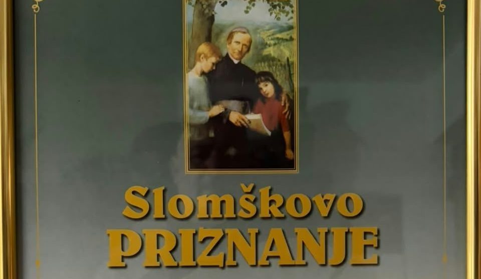 Argentina_Colegio Esloveno Priznanje